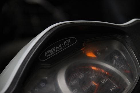 Phun xăng điện tử